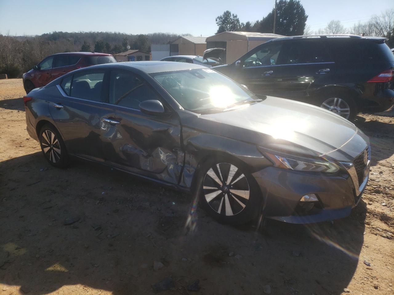 2019 Nissan Altima VIN 1N4BL4EV5KC177842 Copart auction photo, side / front end damage thumbnail 4