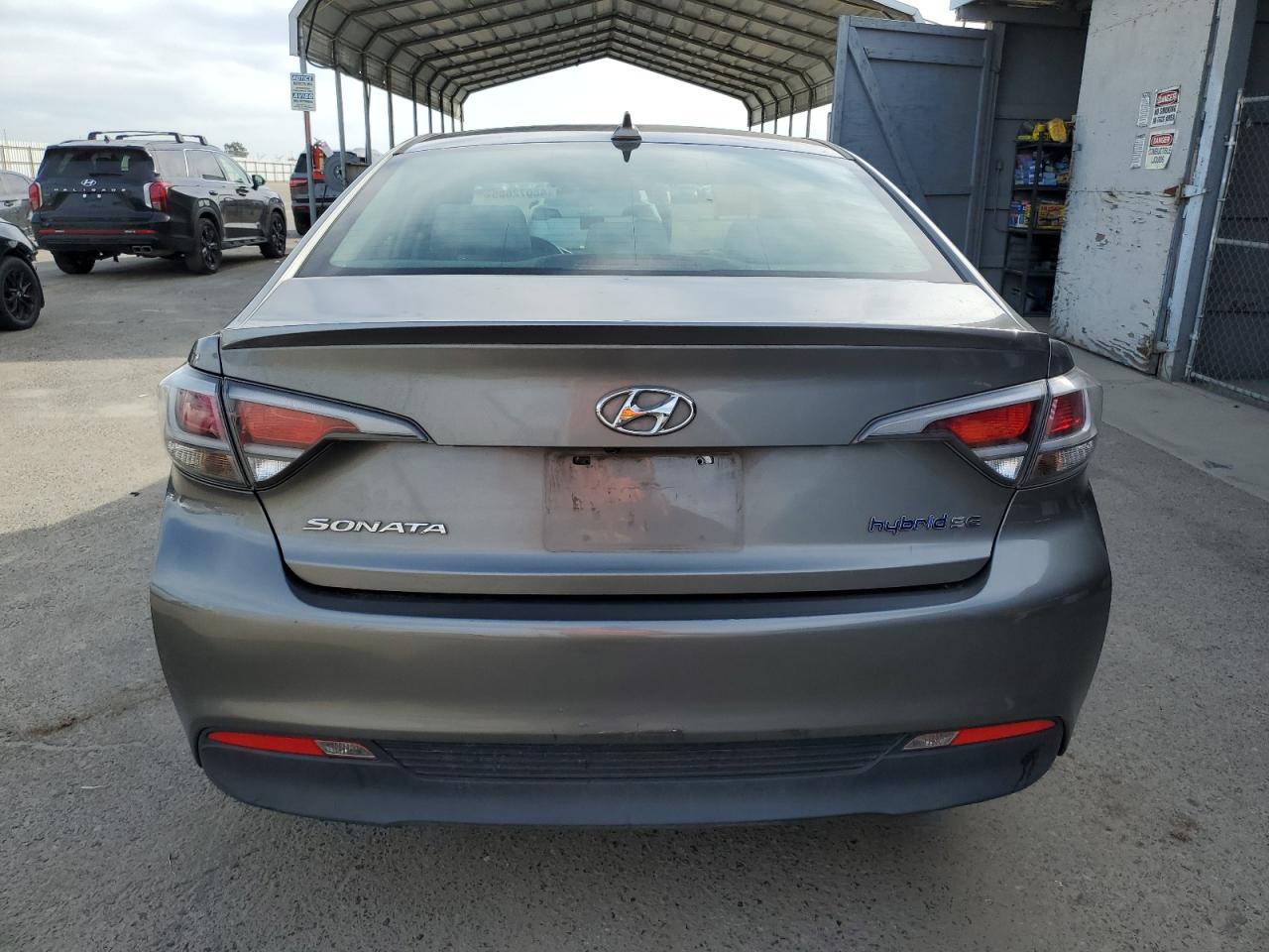 2017 Hyundai Sonata VIN KMHE24L31HA064434 Copart auction photo, front end damage thumbnail 6