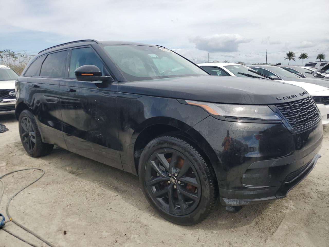 2024 Land Rover Range Rover VIN SALYJ2EX4RA385399 Copart auction photo, water/flood damage thumbnail 4