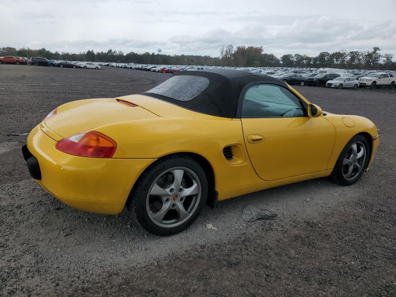 2001 Porsche Boxster VIN WP0CA29801U622283 Copart auction photo, front end / minor dent/scratches damage thumbnail 3