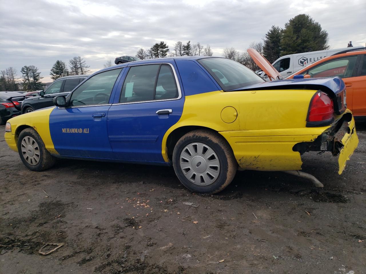 2011 Ford Crown Victoria VIN 2FABP7BV9BX155985 Copart auction photo, rear end / minor dent/scratches damage thumbnail 2
