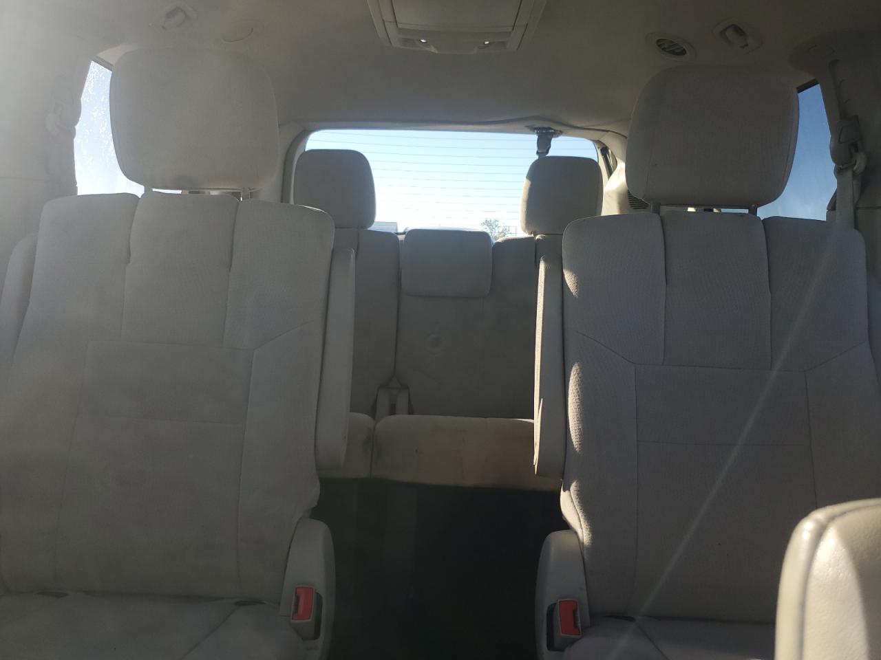 2011 Dodge Caravan VIN 2D4RN5DG5BR672032 Copart auction photo, rear end damage thumbnail 10