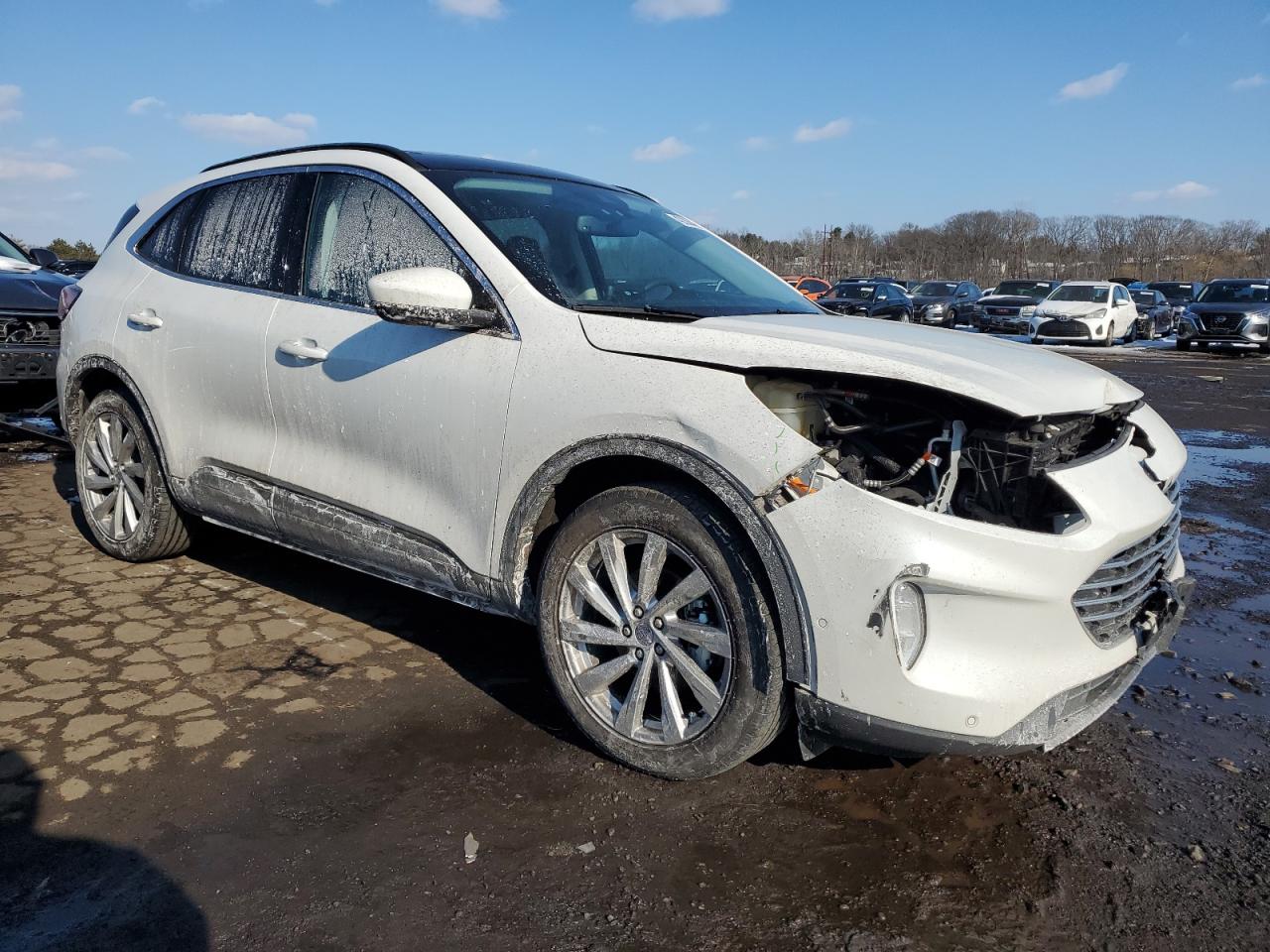 2021 Ford Escape VIN 1FMCU9DZ0MUA36540 Copart auction photo, front end / minor dent/scratches damage thumbnail 4