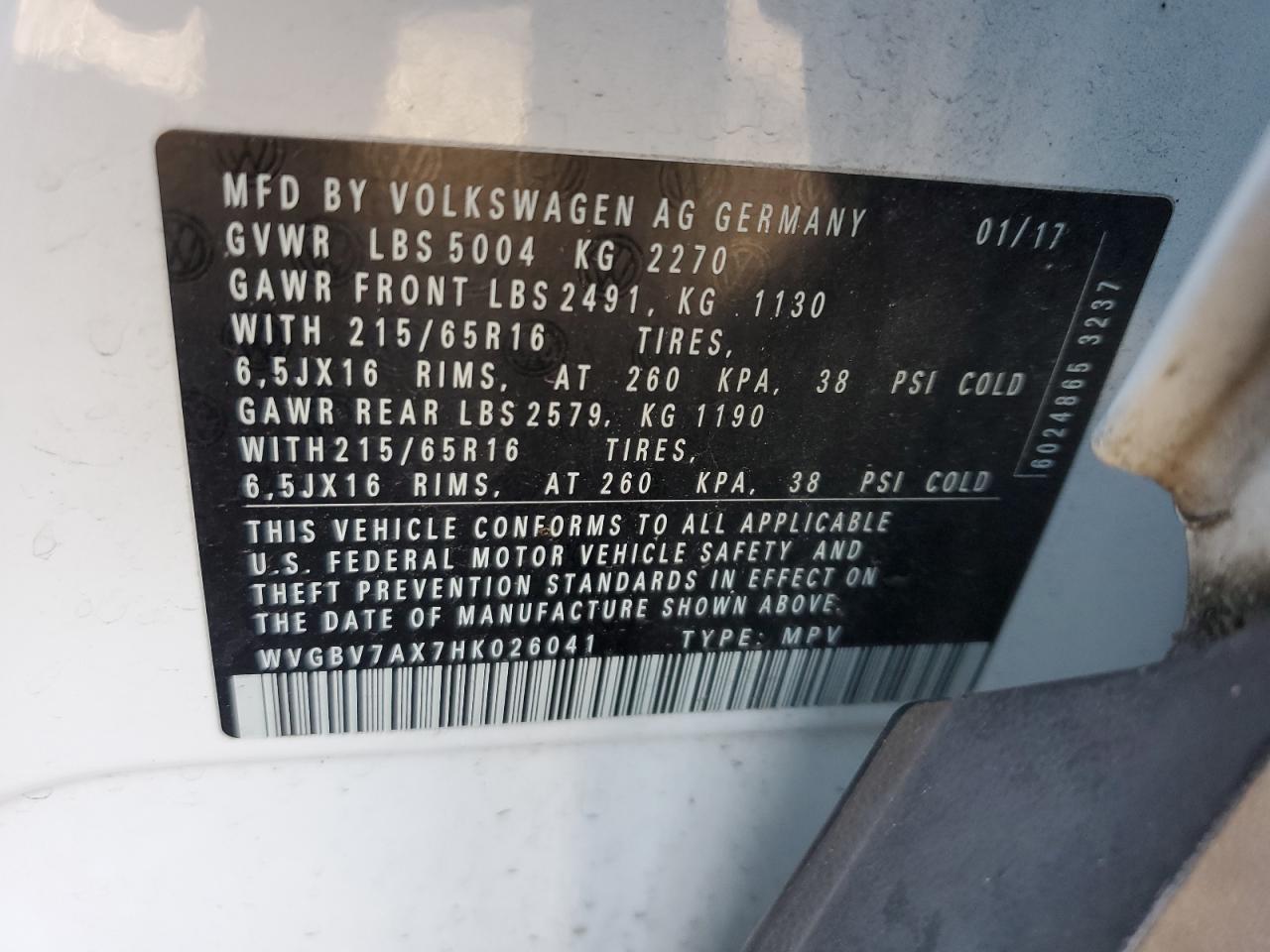 2017 Volkswagen Tiguan VIN WVGBV7AX7HK026041 Copart auction photo, front end / rear end damage thumbnail 15