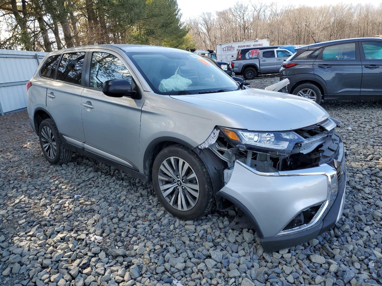 2020 Mitsubishi Outlander VIN JA4AZ3A34LZ045960 Copart auction photo, front end / side damage thumbnail 4