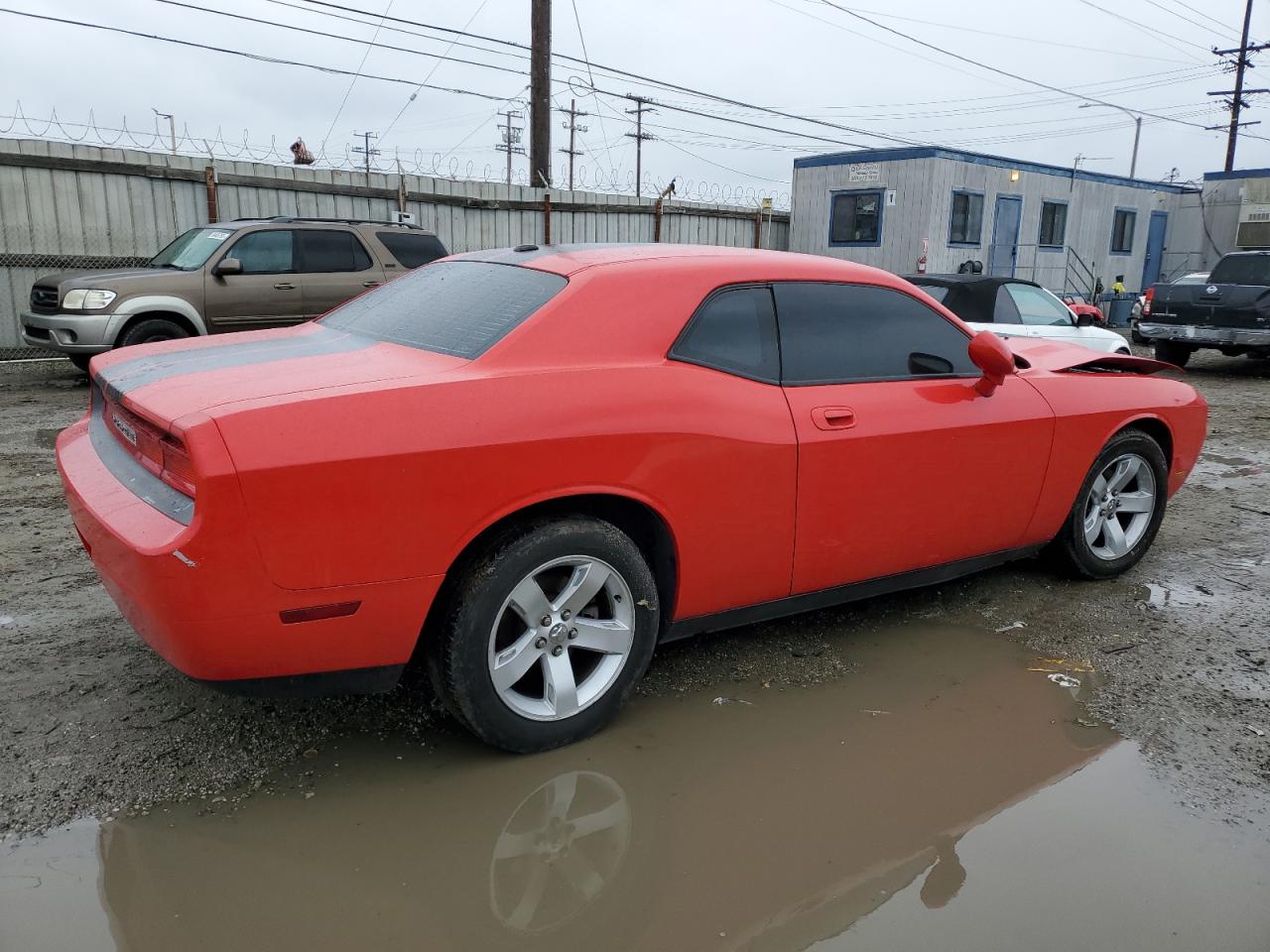 2010 Dodge Challenger VIN 2B3CJ4DVXAH220459 Copart auction photo, front end / side damage thumbnail 3
