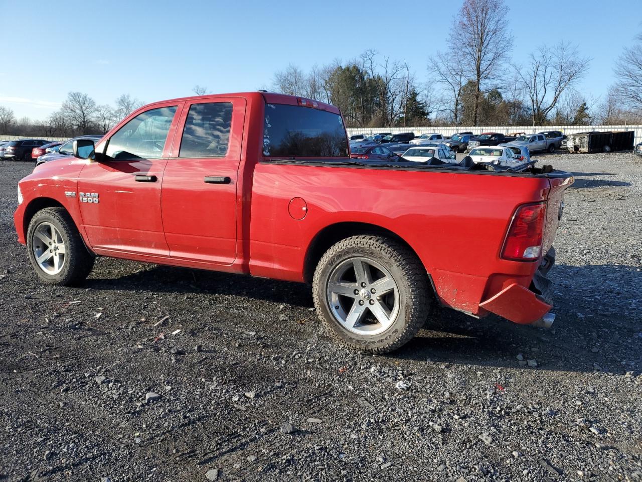 2016 RAM 1500 VIN 1C6RR7FT0GS301509 Copart auction photo, rear end / minor dent/scratches damage thumbnail 2