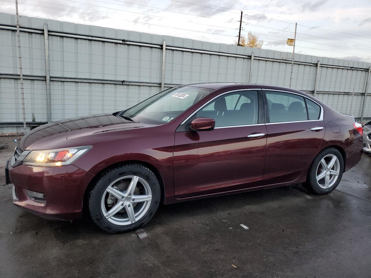 2015 Honda Accord VIN 1HGCR2F57FA109867