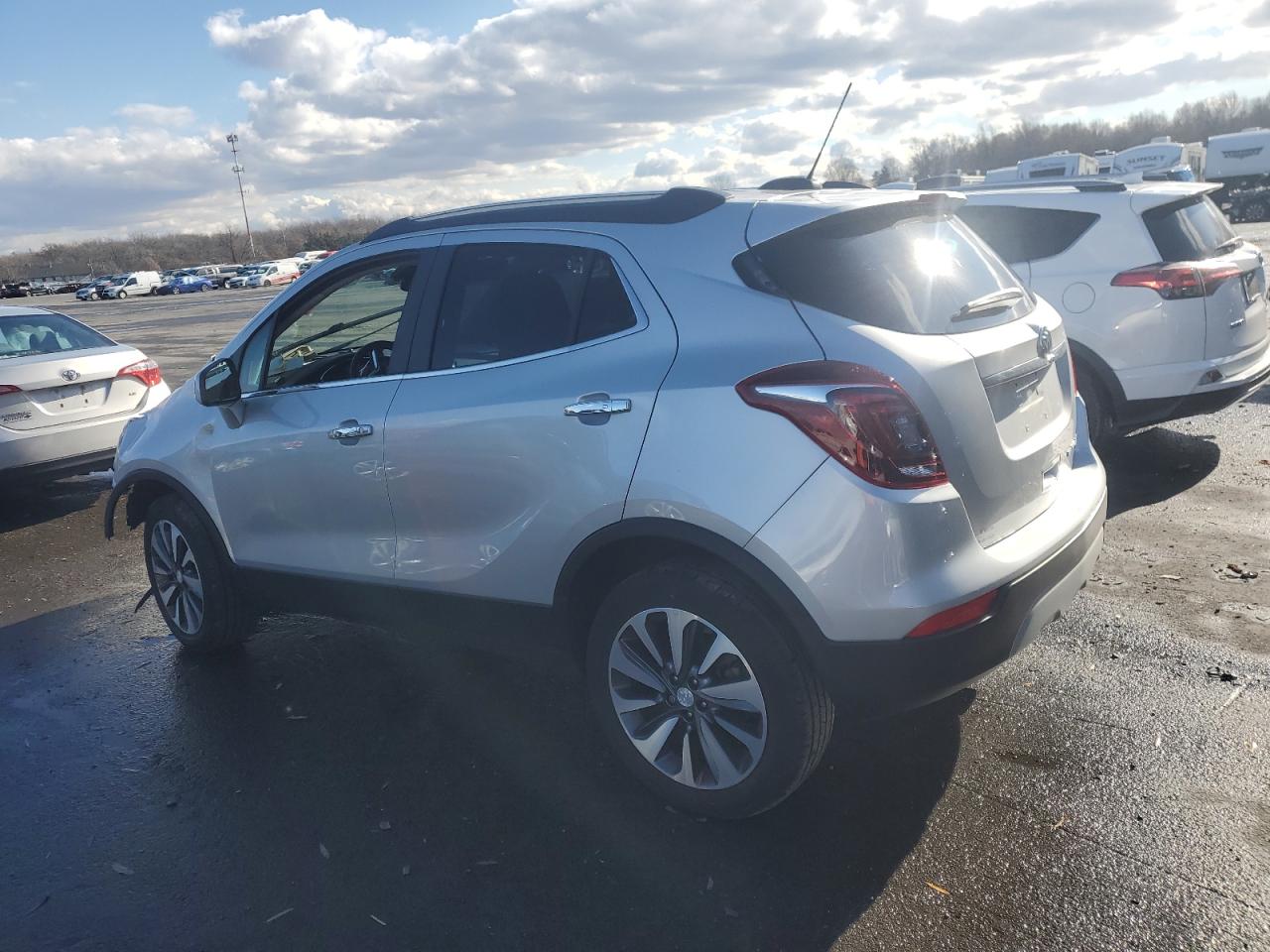 2022 Buick Encore VIN KL4CJESM0NB555804 Copart auction photo, front end damage thumbnail 2