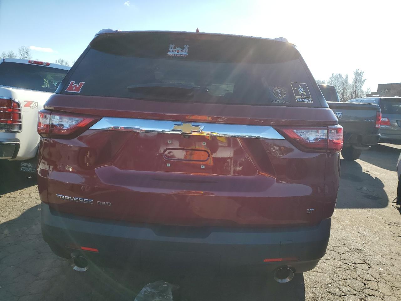 2020 Chevrolet Traverse VIN 1GNEVGKW6LJ206382 Copart auction photo, front end damage thumbnail 6