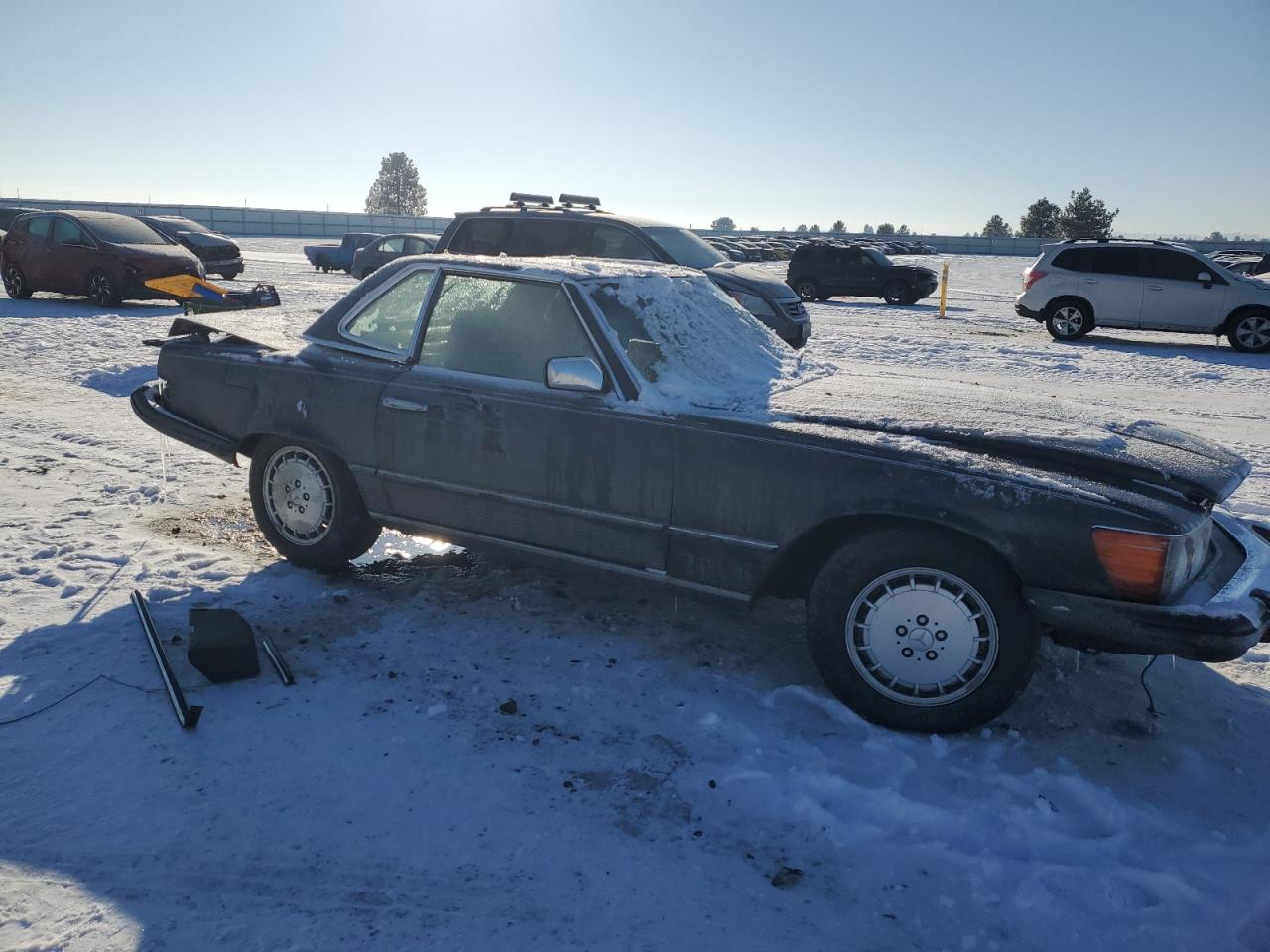 1985 Mercedes-Benz SL-klasse VIN WDBBA45C1FA026172 Copart auction photo, rear end / side damage thumbnail 4