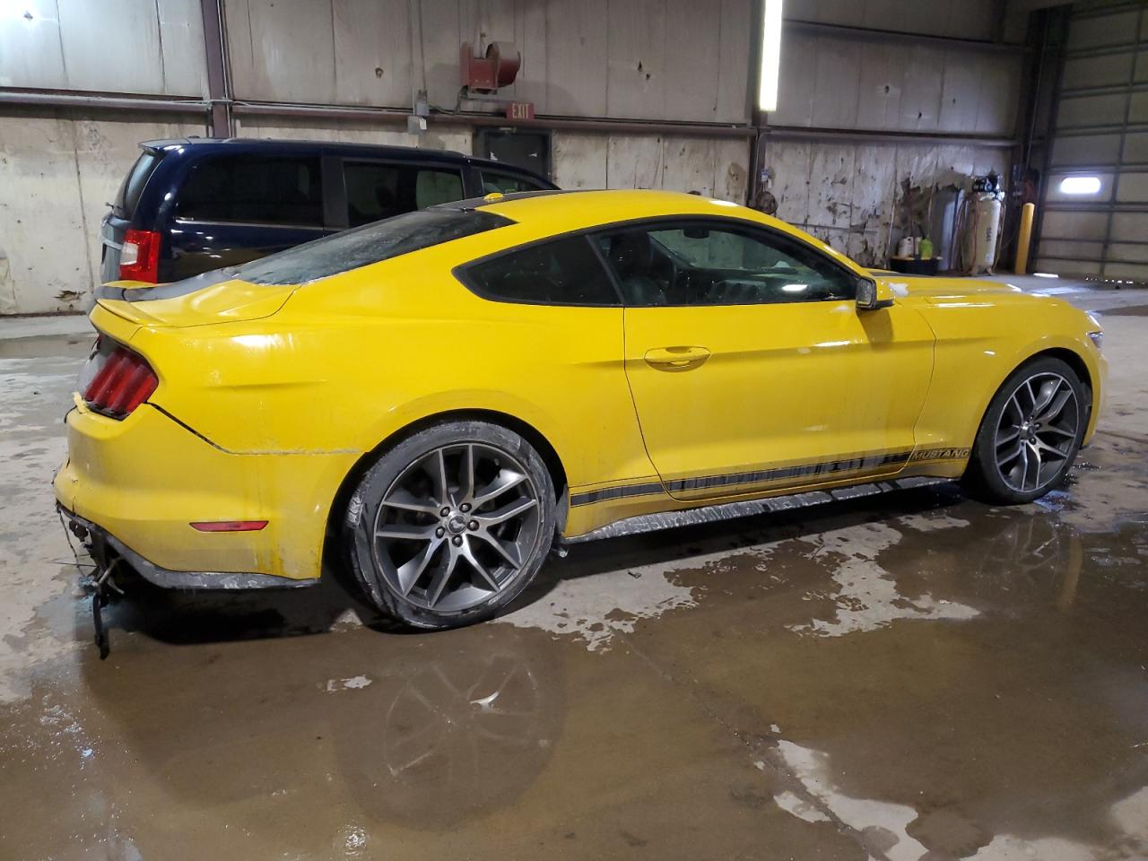 2017 Ford Mustang VIN 1FA6P8TH9H5271553 Copart auction photo, rear end / minor dent/scratches damage thumbnail 3