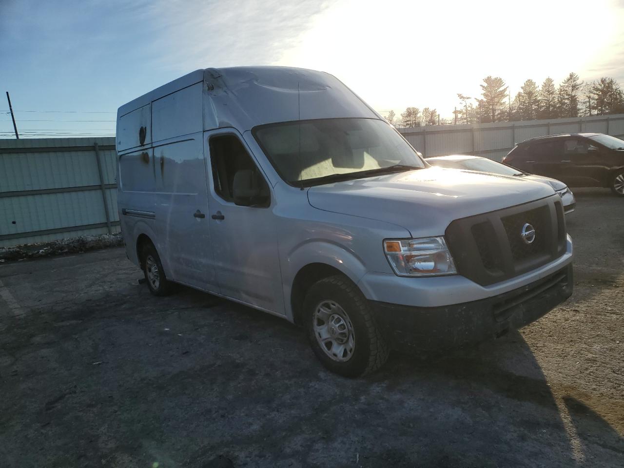 2016 Nissan NV VIN 1N6BF0LY2GN807008 Copart auction photo, burn - interior damage thumbnail 4