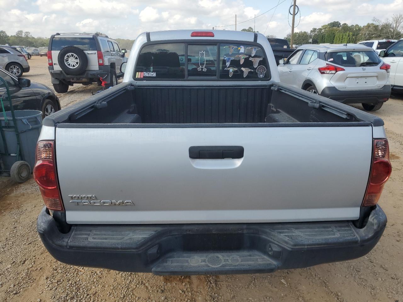 2013 Toyota Tacoma VIN 5TFNX4CN8DX017478 Copart auction photo, mechanical / minor dent/scratches damage thumbnail 6