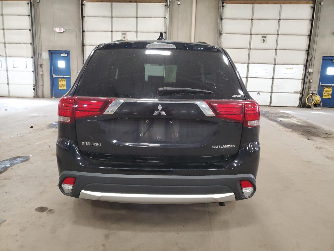 2017 Mitsubishi Outlander VIN JA4AZ2A38HZ066442 Copart auction photo, front end / side damage thumbnail 6