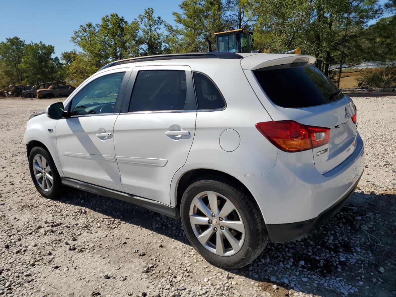 2015 Mitsubishi Outlander VIN 4A4AP4AW4FE058126 Copart auction photo, front end damage thumbnail 2