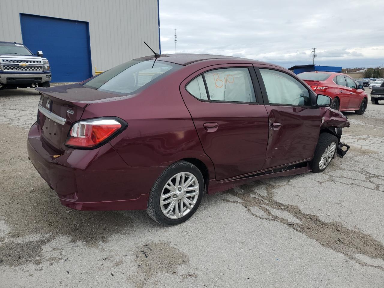 2021 Mitsubishi Mirage VIN ML32FUFJXMHF04695 Copart auction photo, front end / side damage thumbnail 3