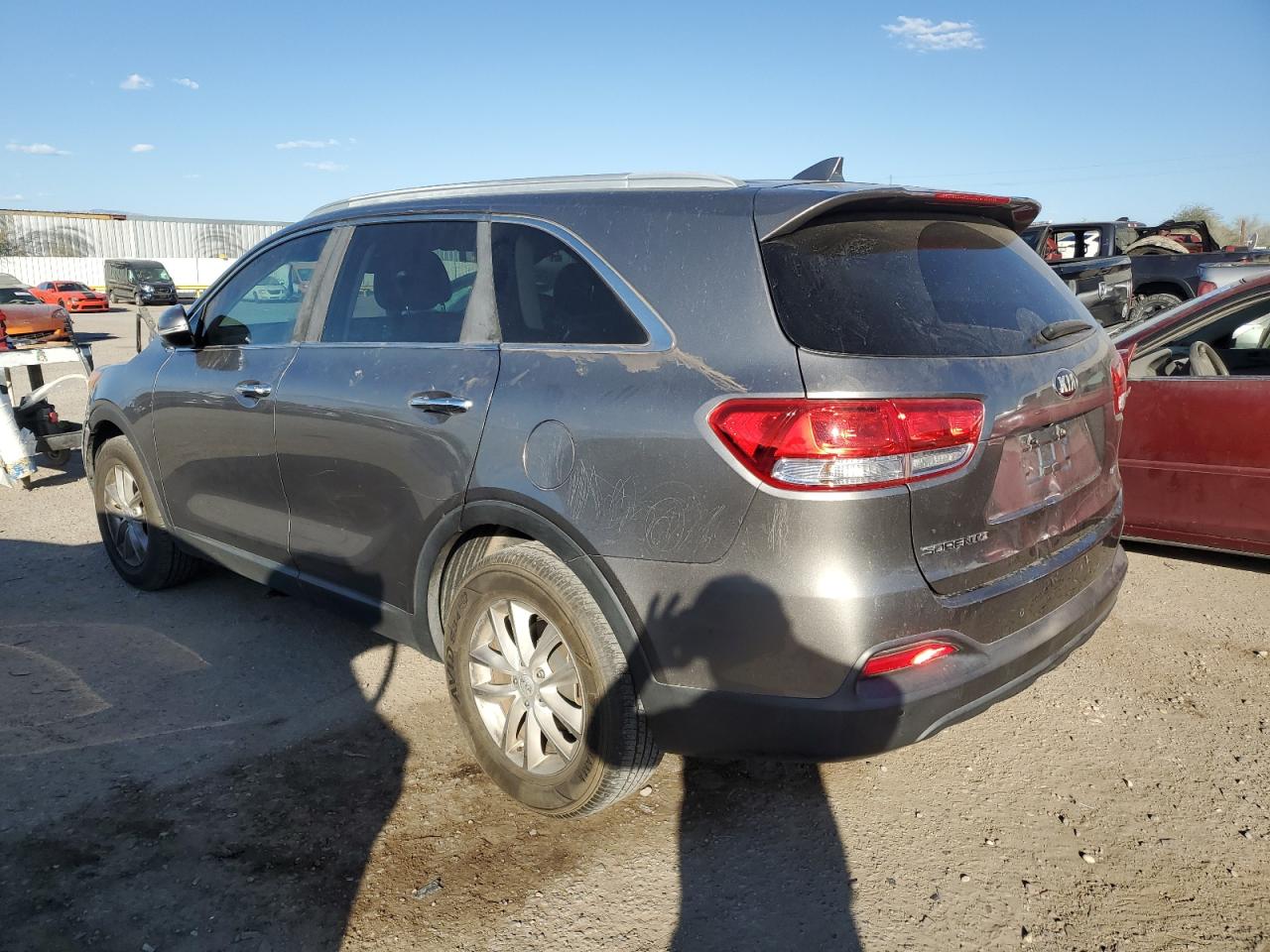 2016 KIA Sorento VIN 5XYPG4A35GG075405 Copart auction photo, front end damage thumbnail 2