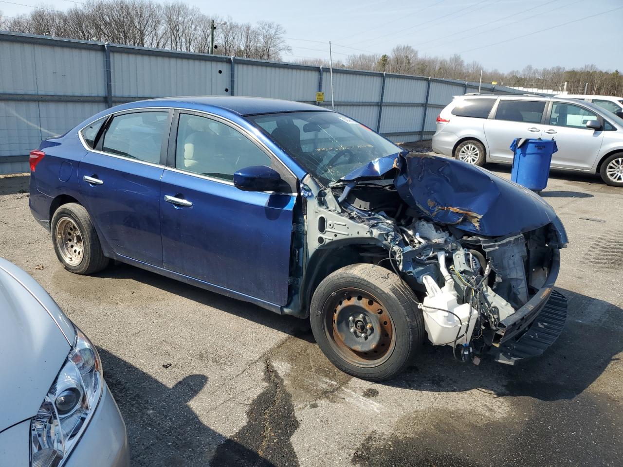 2016 Nissan Sentra VIN 3N1AB7AP1GY310261 Copart auction photo, front end damage thumbnail 4