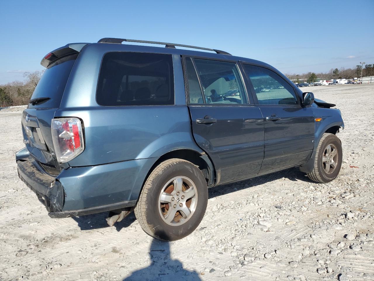 2006 Honda Pilot VIN 5FNYF18466B002442 Copart auction photo, all over damage thumbnail 3