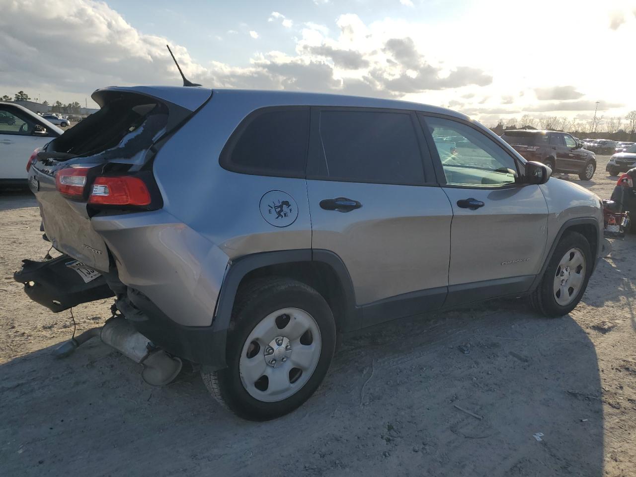 2016 Jeep Grand Cherokee VIN 1C4PJMAB4GW231896 Copart auction photo, rear end / minor dent/scratches damage thumbnail 3
