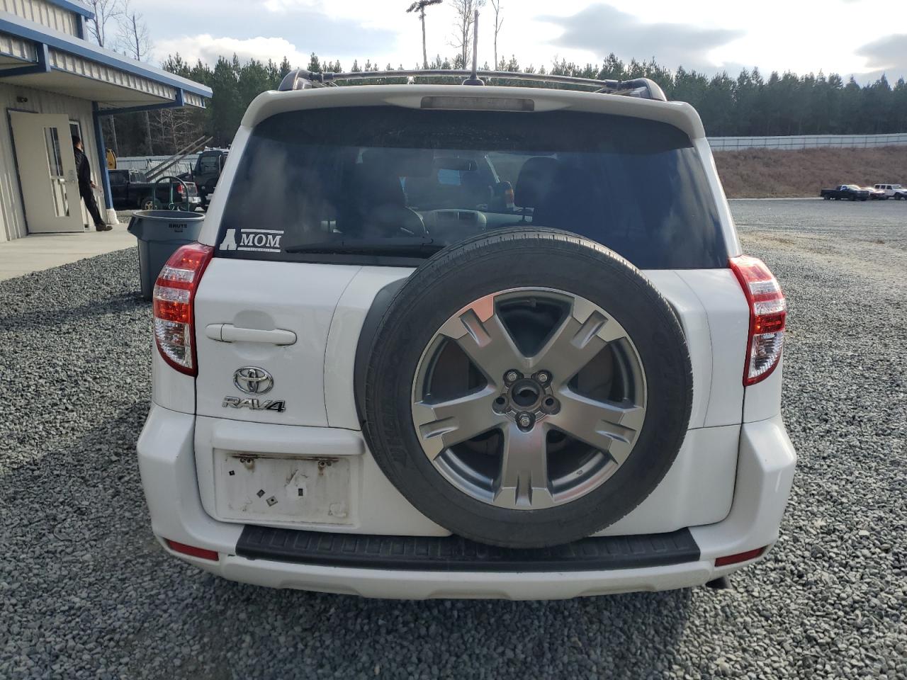 2012 Toyota RAV 4 VIN 2T3WF4DV7CW137359 Copart auction photo, side damage thumbnail 6