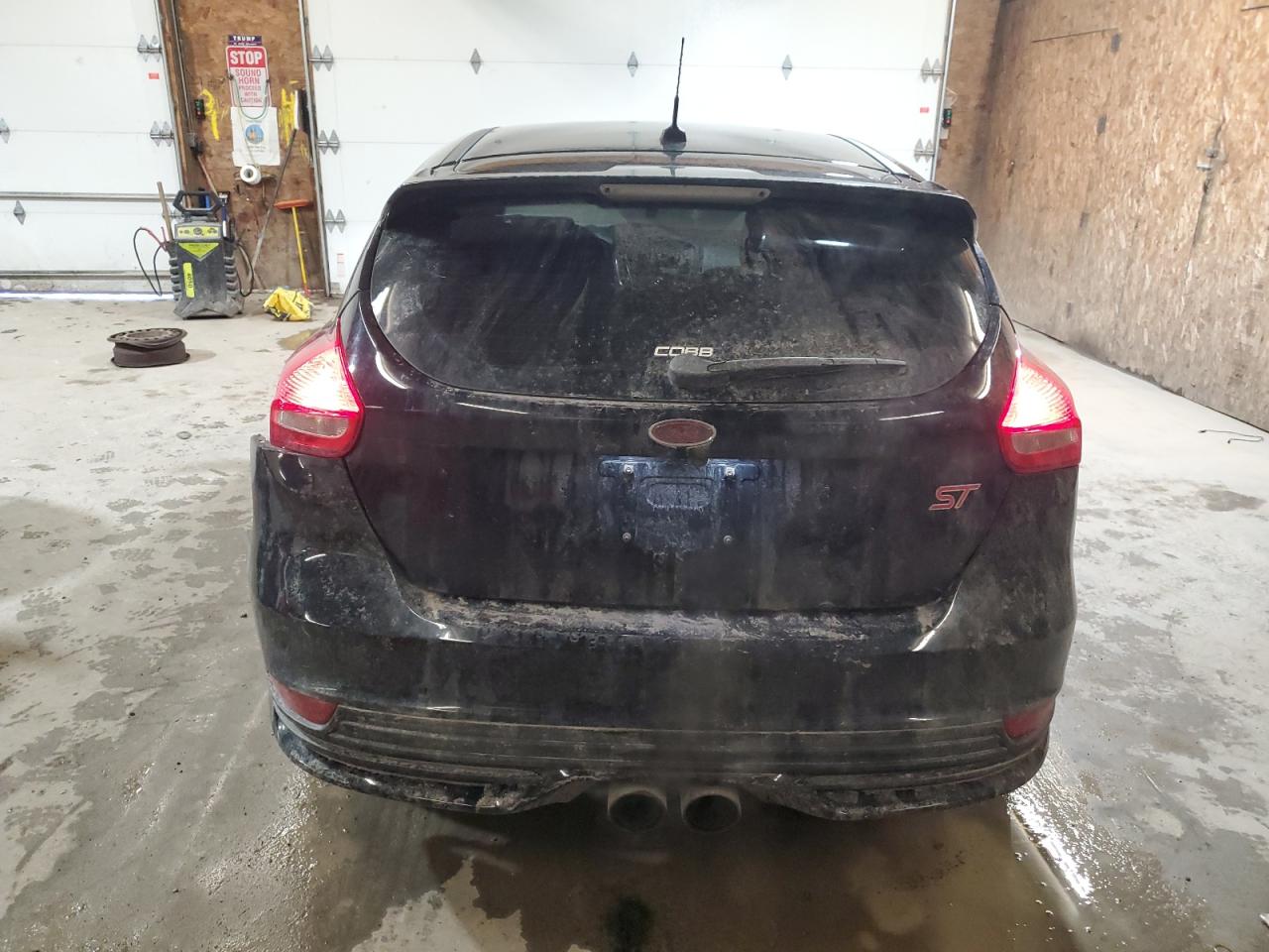 2018 Ford Focus VIN 1FADP3L93JL238830 Copart auction photo, all over damage thumbnail 6