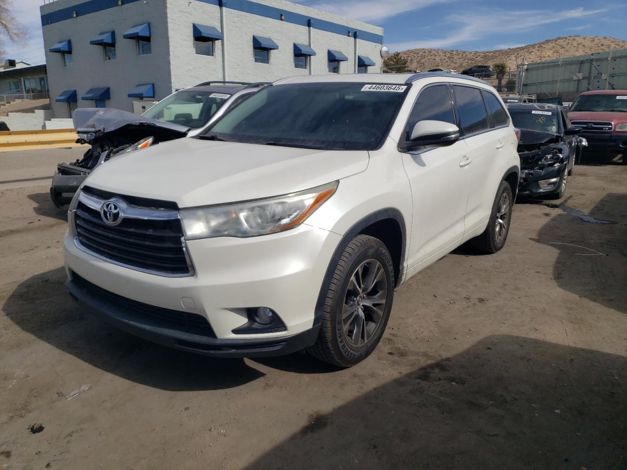 2016 Toyota Highlander VIN 5TDKKRFH4GS177761