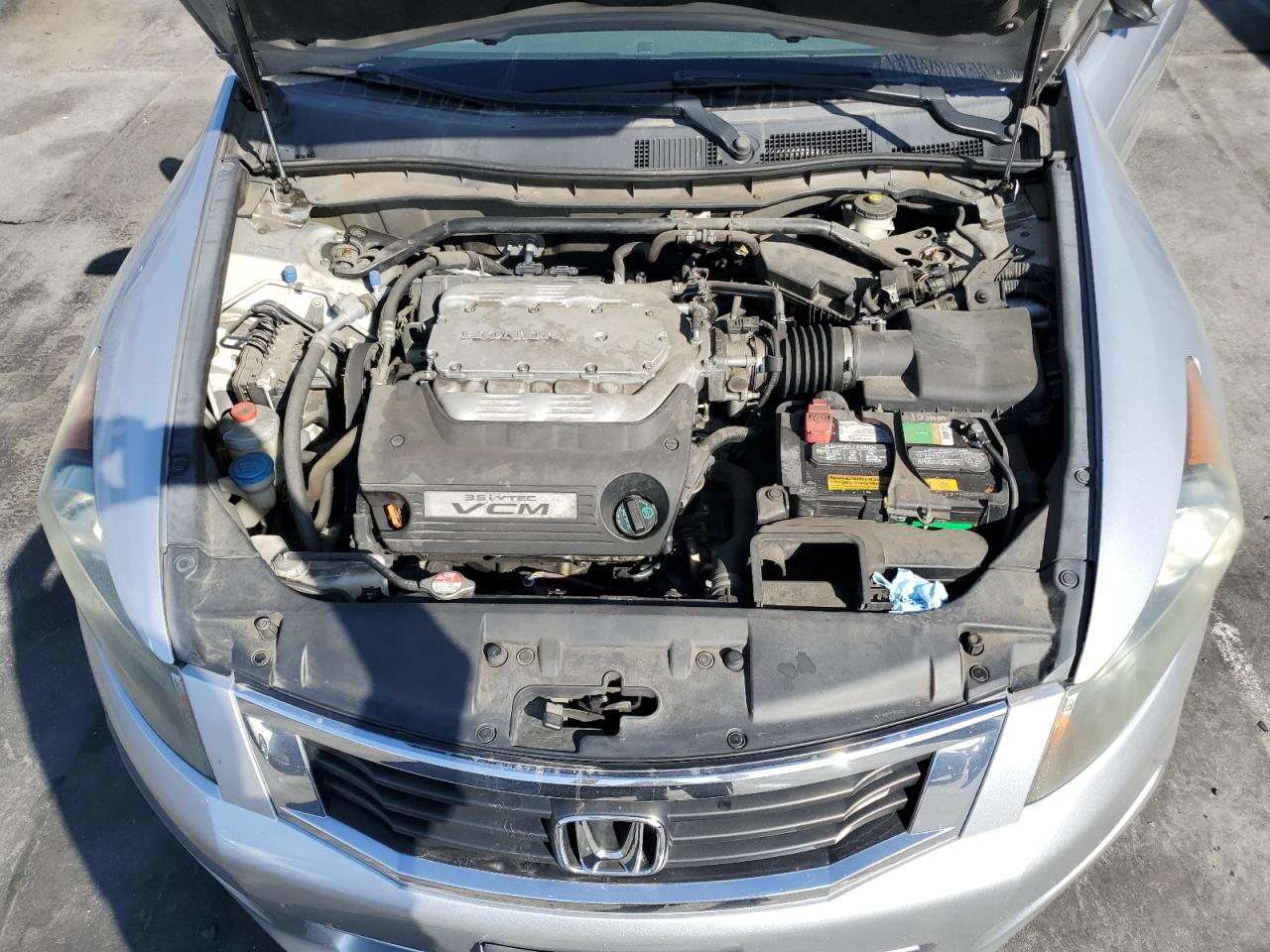 2010 Honda Accord VIN 1HGCP3F76AA018854 Copart auction photo, normal wear damage thumbnail 11