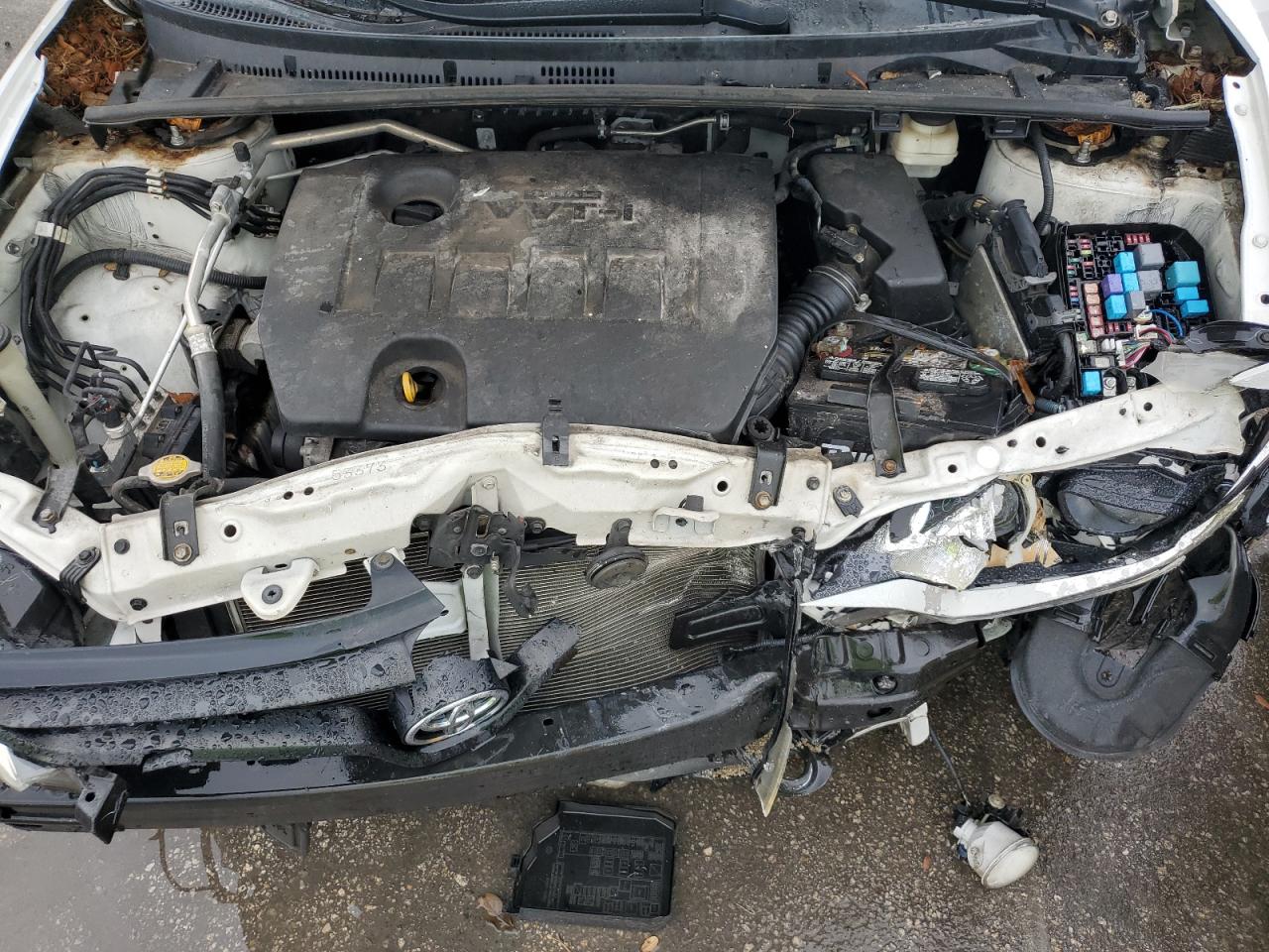 2014 Toyota Corolla VIN 2T1BURHE2EC078195 Copart auction photo, front end / side damage thumbnail 12