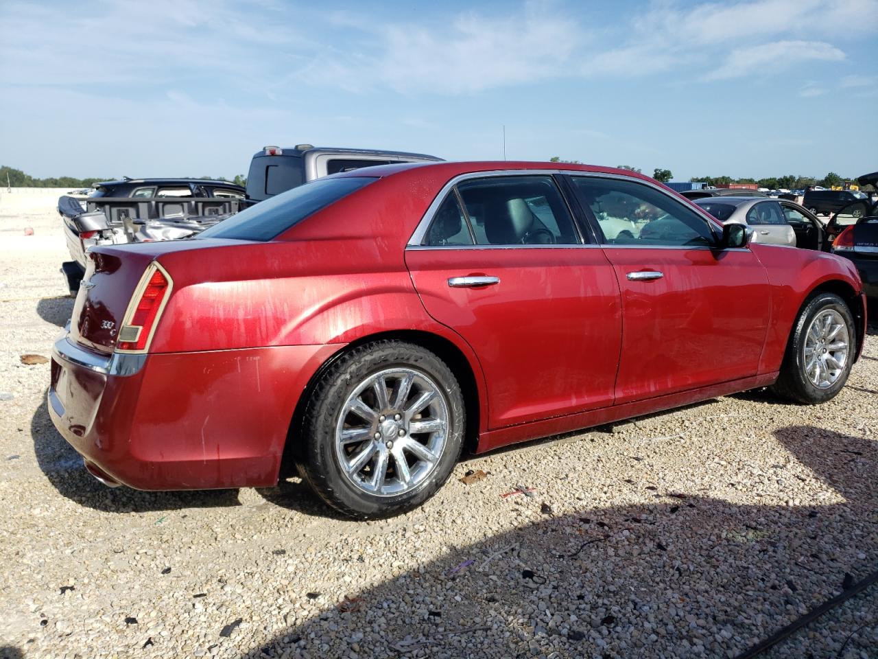 2014 Chrysler 300 VIN 2C3CCAET4EH169586 Copart auction photo, side / minor dent/scratches damage thumbnail 3