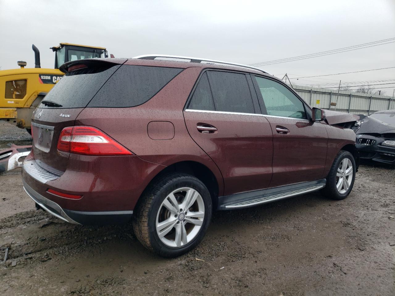 2013 Mercedes-Benz M-klasse VIN 4JGDA5HB4DA114113 Copart auction photo, front end damage thumbnail 3