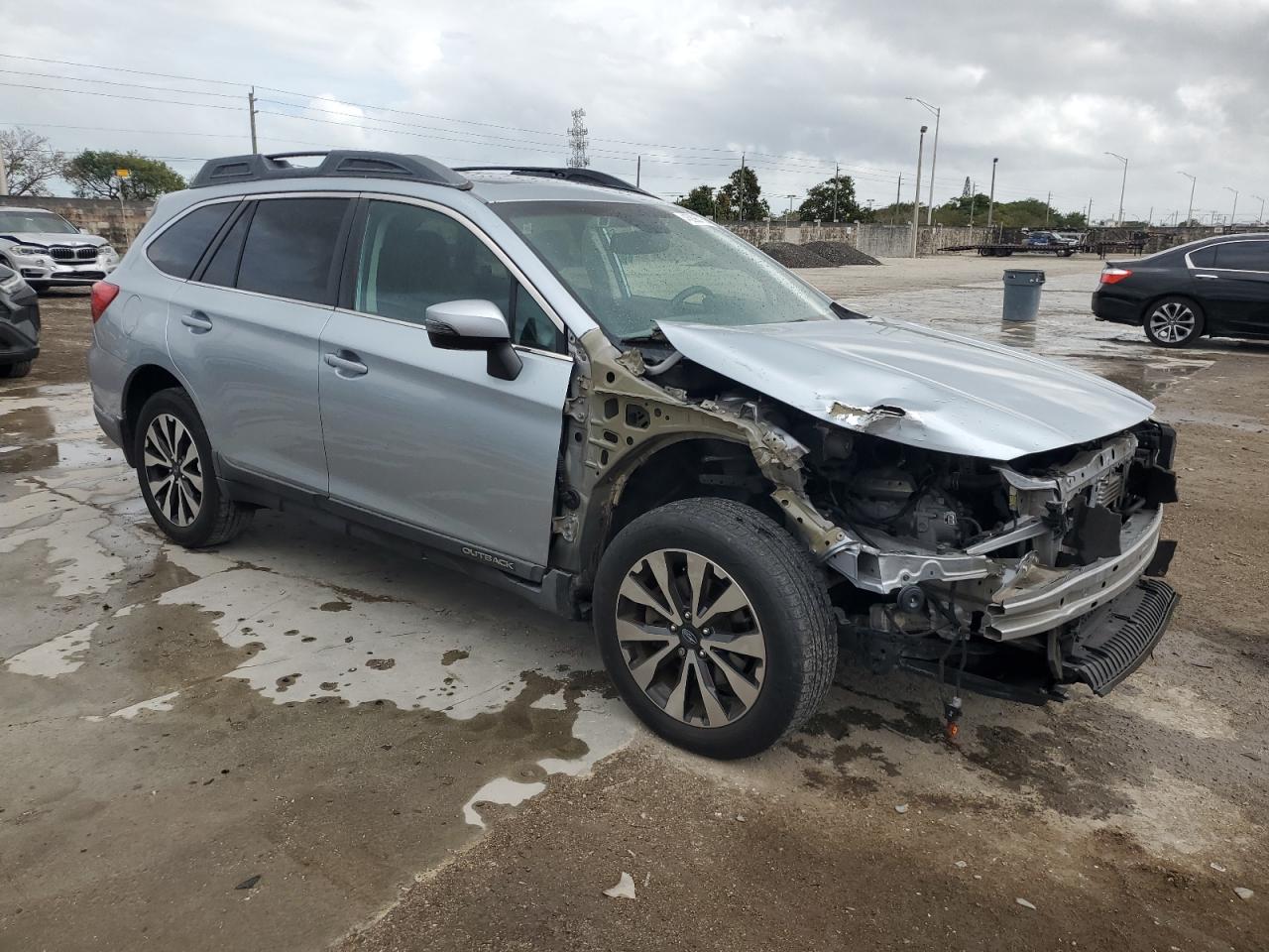 2015 Subaru Outback VIN 4S4BSBNCXF3346481 Copart auction photo, front end damage thumbnail 4