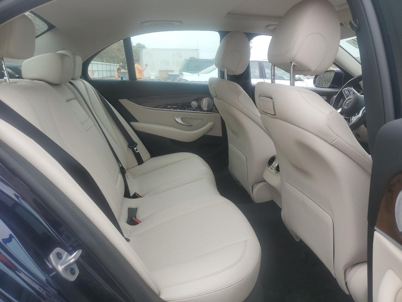 2019 Mercedes-Benz E-klasse VIN WDDZF4KB0KA674440 Copart auction photo, water/flood / minor dent/scratches damage thumbnail 10