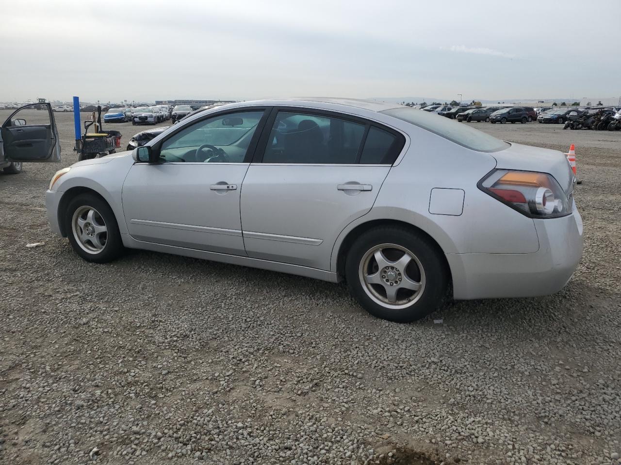 2011 Nissan Altima VIN 1N4AL2AP0BN490650 Copart auction photo, rear end damage thumbnail 2