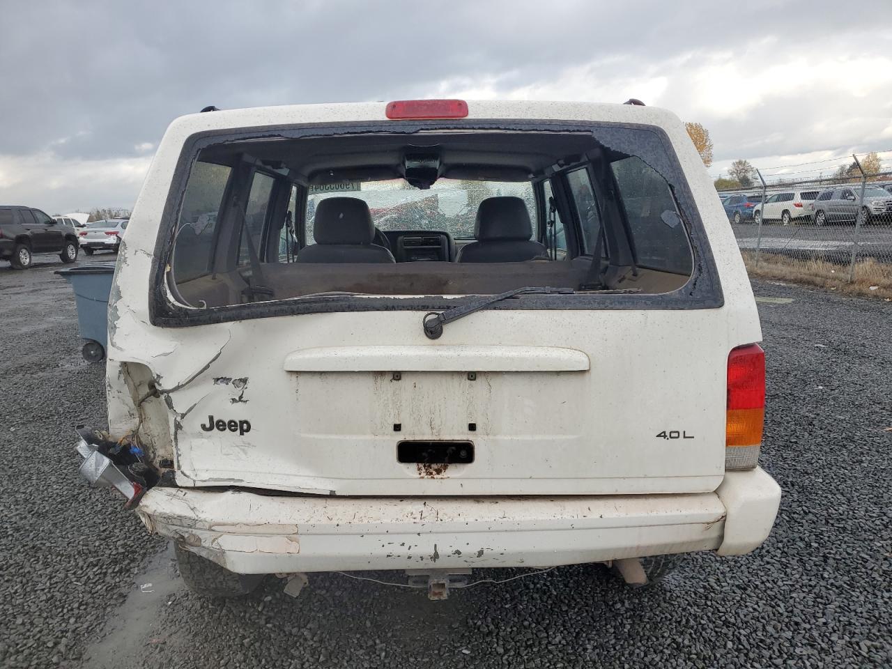 1998 Jeep Grand Cherokee VIN 1J4FJ68S6WL262168 Copart auction photo, rear end damage thumbnail 6
