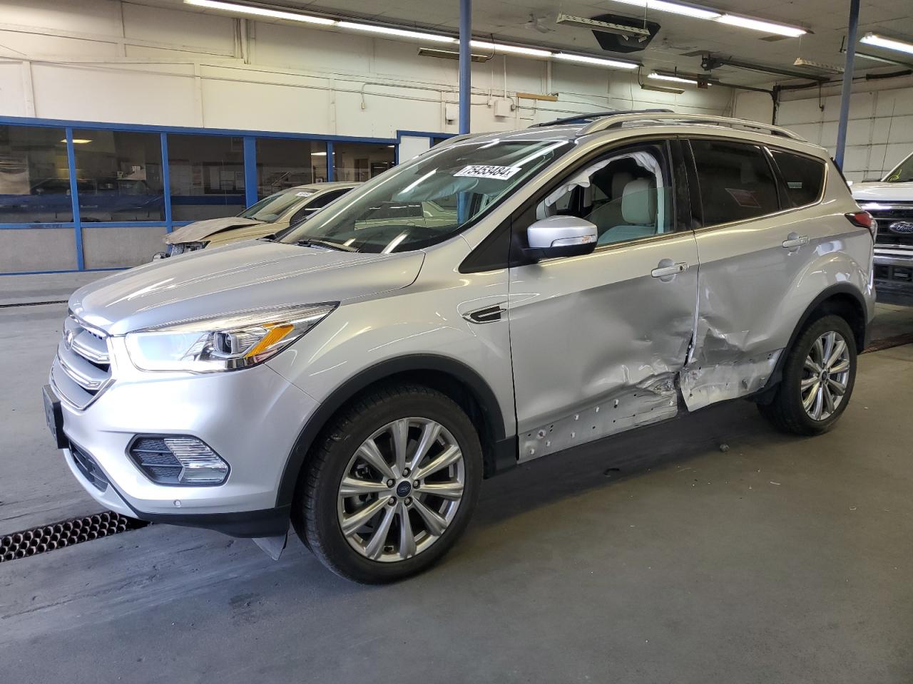 2018 Ford Escape VIN 1FMCU9J9XJUD22525