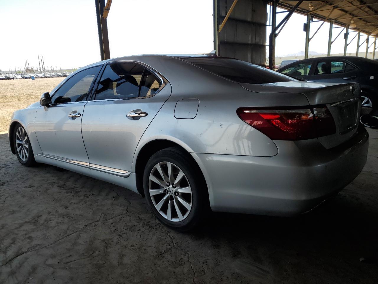2012 Lexus LS VIN JTHCL5EF0C5014758 Copart auction photo, side / front end damage thumbnail 2