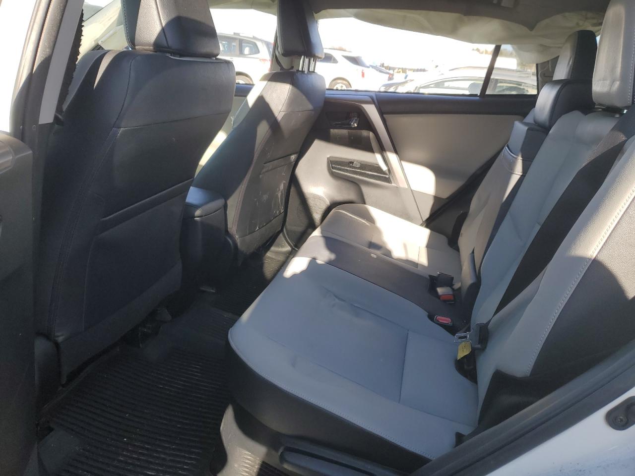 2018 Toyota RAV 4 VIN JTMDJREV0JD254647 Copart auction photo, side / rear end damage thumbnail 11