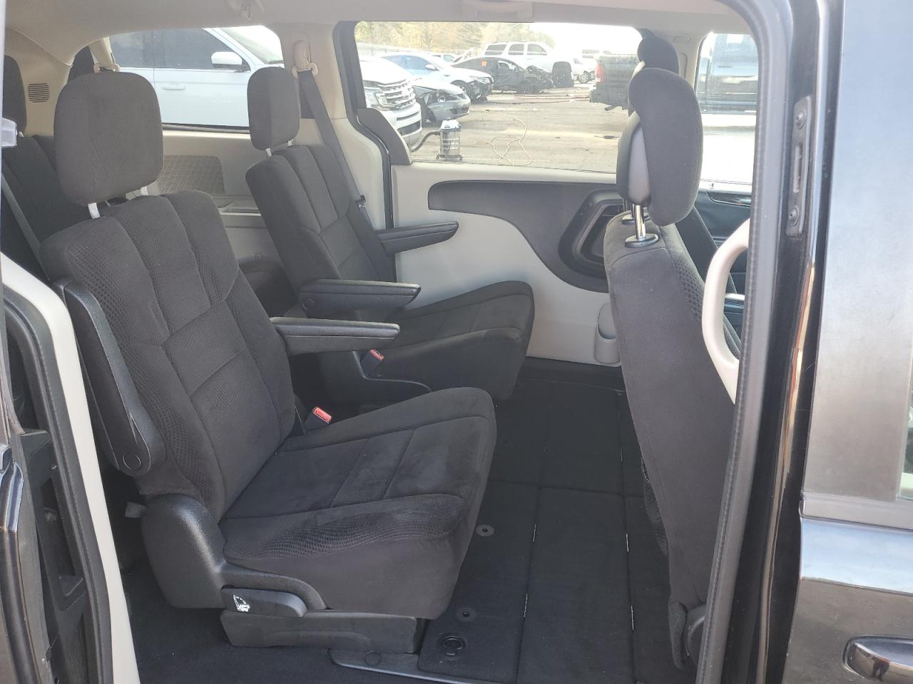 2014 Dodge Caravan VIN 2C4RDGCG6ER121948 Copart auction photo, rear end damage thumbnail 11