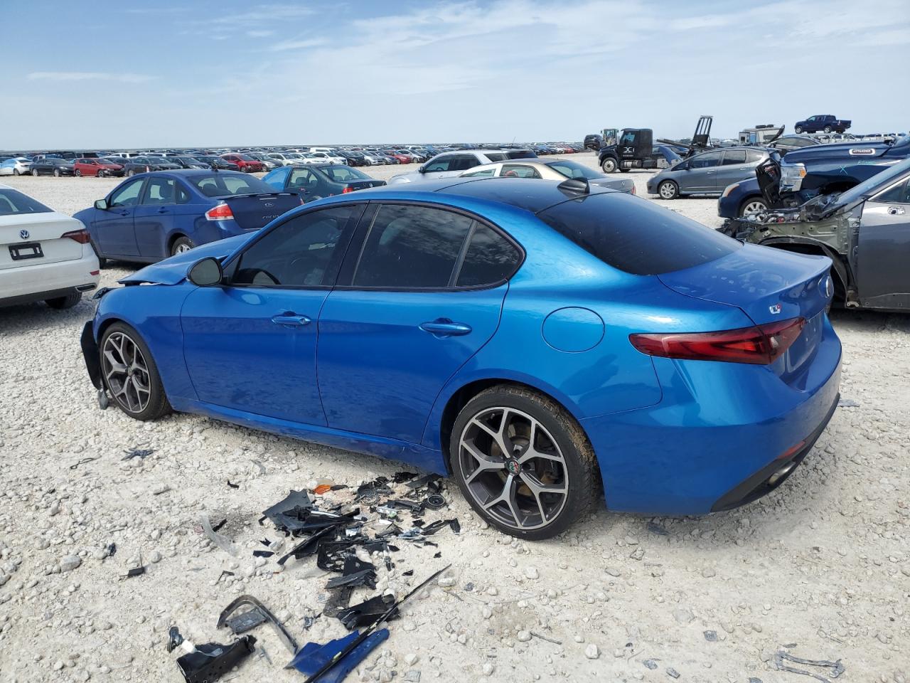 2018 Alfa Romeo Giulia VIN ZARFAEEN7J7578331 Copart auction photo, front end damage thumbnail 2