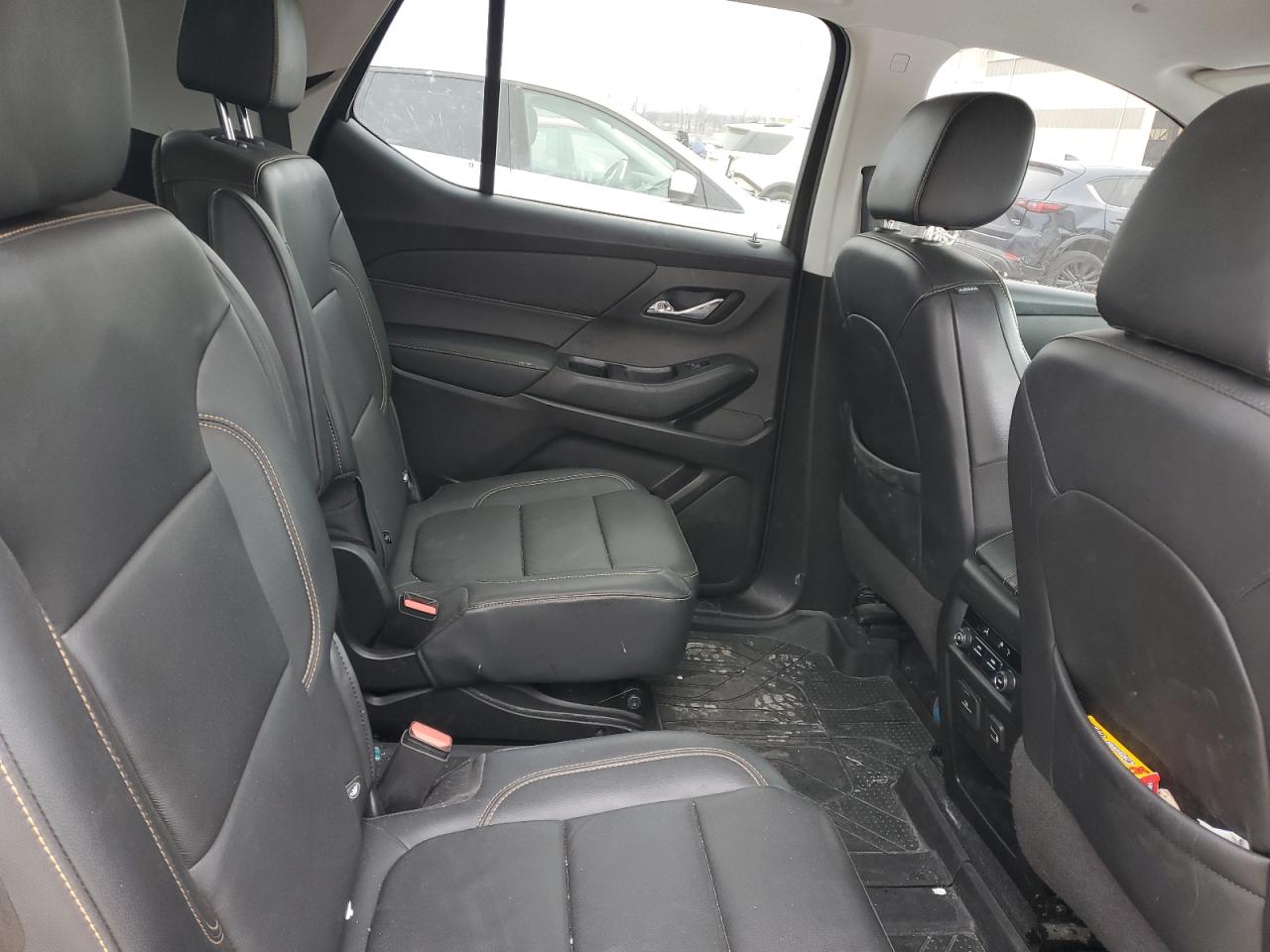 2021 Chevrolet Traverse VIN 1GNEVHKW5MJ202637 Copart auction photo, side / front end damage thumbnail 11