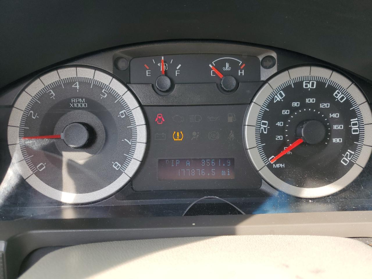 2009 Ford Escape VIN 1FMCU93769KA44399 Copart auction photo, rear end damage thumbnail 9