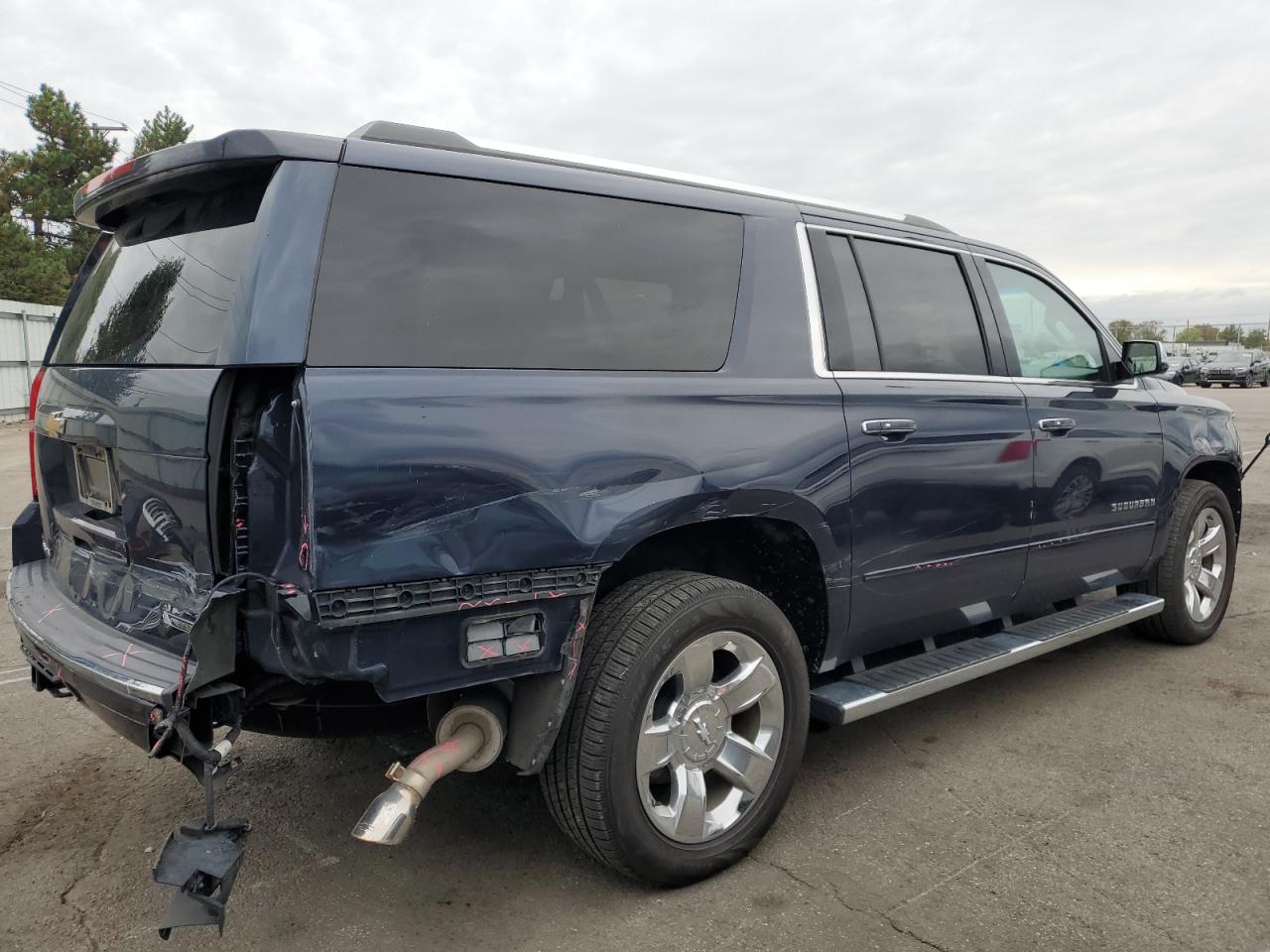 2017 Chevrolet Suburban VIN 1GNSKJKC9HR254305 Copart auction photo, all over damage thumbnail 3