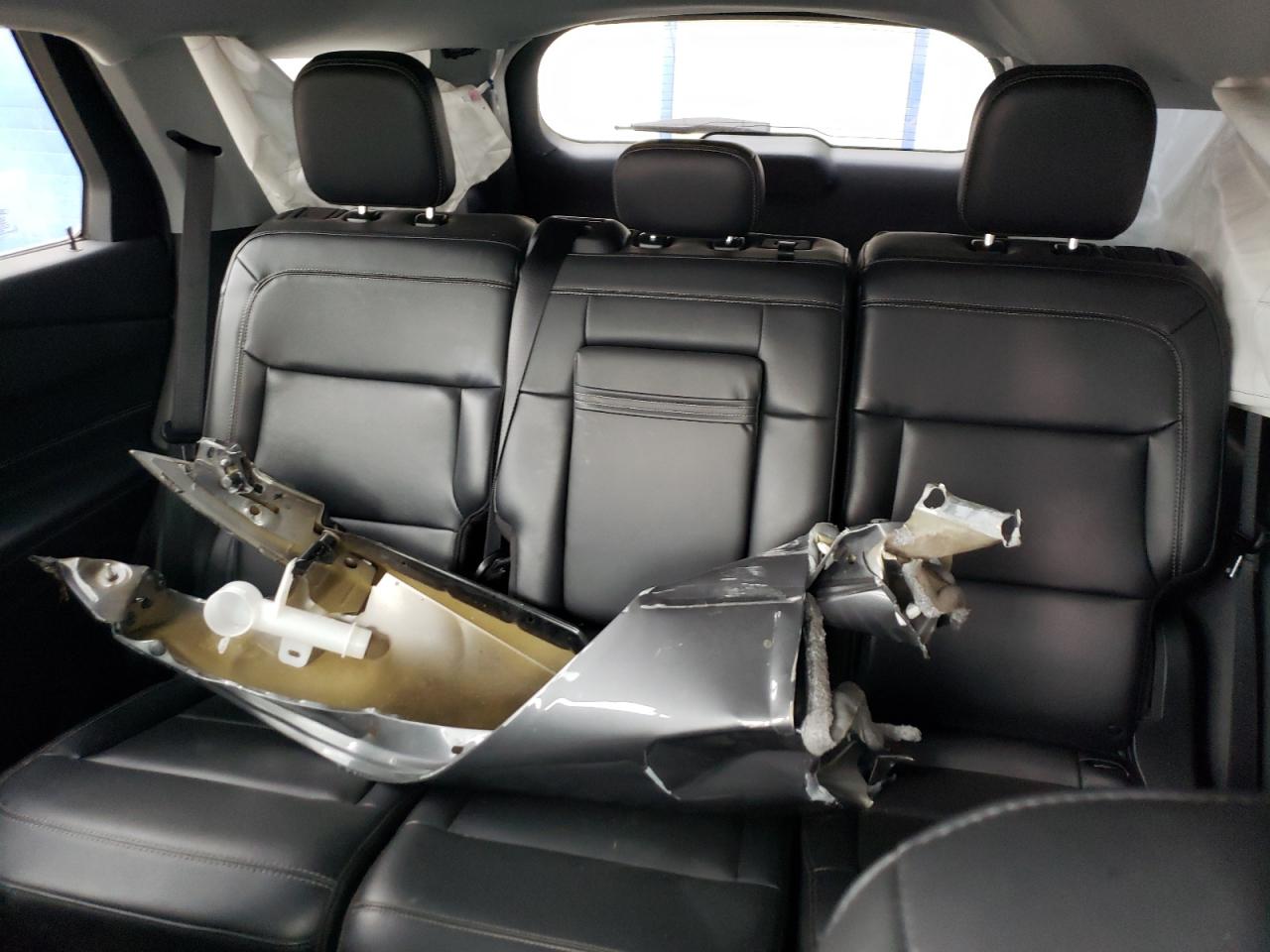 2023 Ford Explorer VIN 1FMSK8DH9PGB43348 Copart auction photo, biohazard/chemical / front end damage thumbnail 10