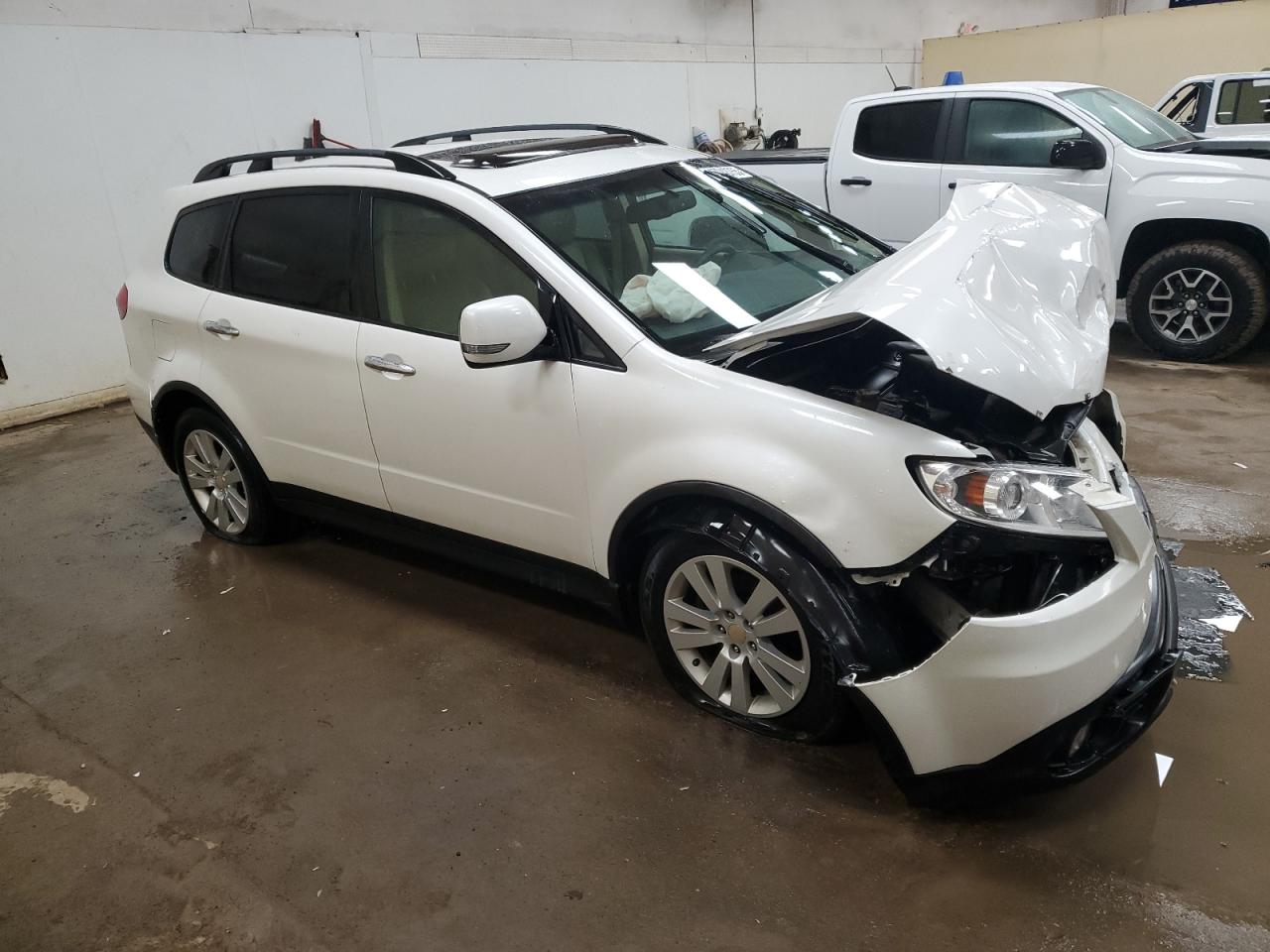 2008 Subaru Tribeca VIN 4S4WX93D284419511 Copart auction photo, front end / side damage thumbnail 4