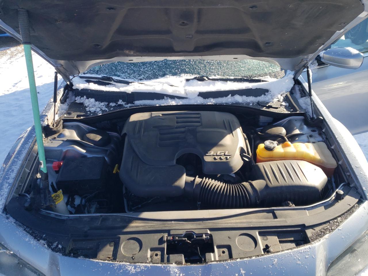 2013 Chrysler 300 VIN 2C3CCAGG2DH619069 Copart auction photo, front end / side damage thumbnail 11
