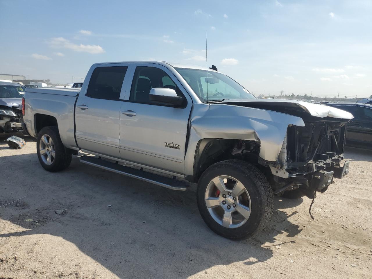 2015 Chevrolet Silverado VIN 3GCPCREC8FG347061 Copart auction photo, front end / minor dent/scratches damage thumbnail 4