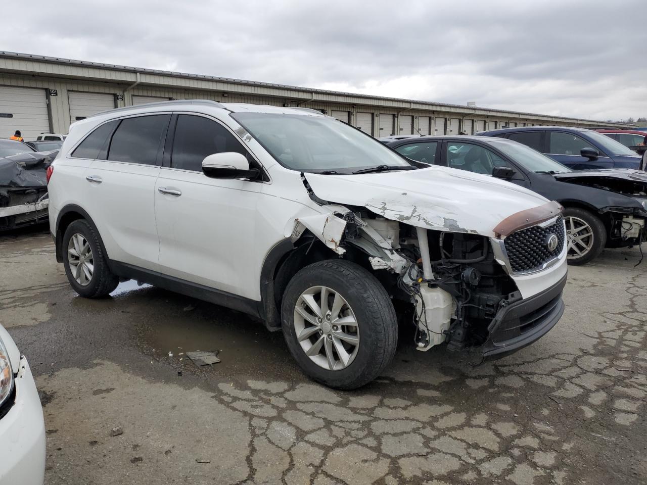 2016 KIA Sorento VIN 5XYPG4A30GG085467 Copart auction photo, front end damage thumbnail 4