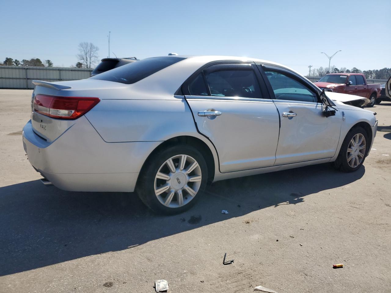 2011 Lincoln MKZ VIN 3LNHL2GC8BR773853 Copart auction photo, front end / side damage thumbnail 3